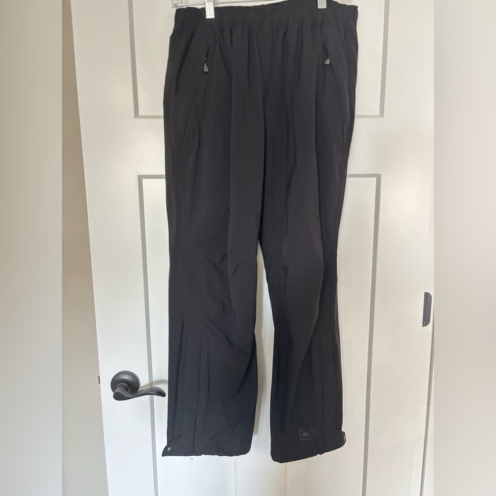 REI women’s trail Pants black‎ size